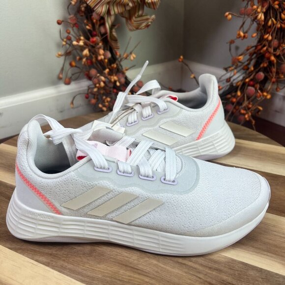 Adidas Women's Racer Sport Running Shoe Sz 5.5US White/Purple Tint/Red GW4842 - Picture 1 of 13